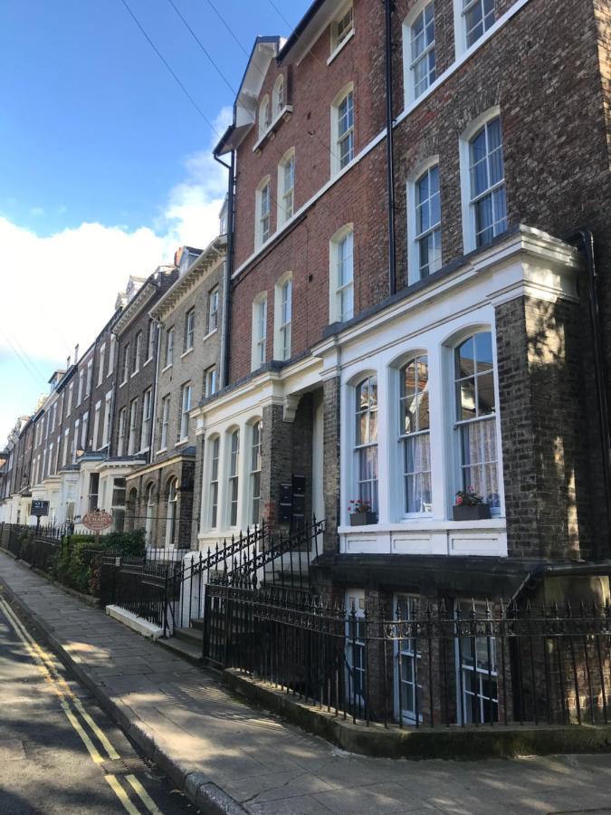 Apartment Abbotts Mews Centre